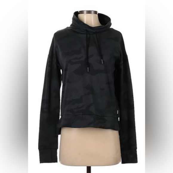 Mondetta Collection / Camo Jacquard Popover size XS - Picture 3 of 6